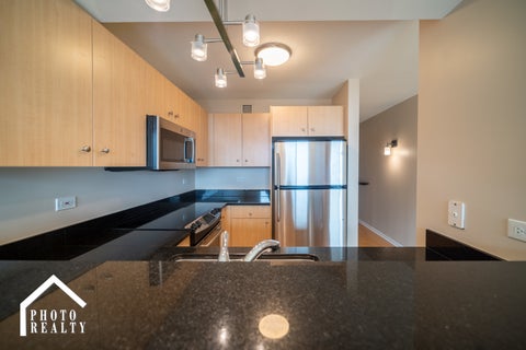 Tiny photo for 1640 Maple Avenue #1208, Evanston, IL 60201 (MLS # 12764639)