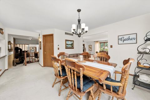 Tiny photo for 10221 S Eleanor Avenue, Palos Hills, IL 60465 (MLS # 12533923)