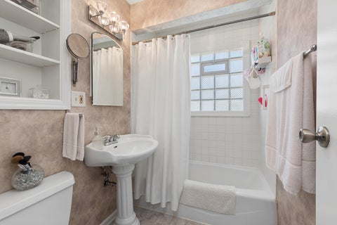 Tiny photo for 627 Glen Avenue, Romeoville, IL 60446 (MLS # 12676866)