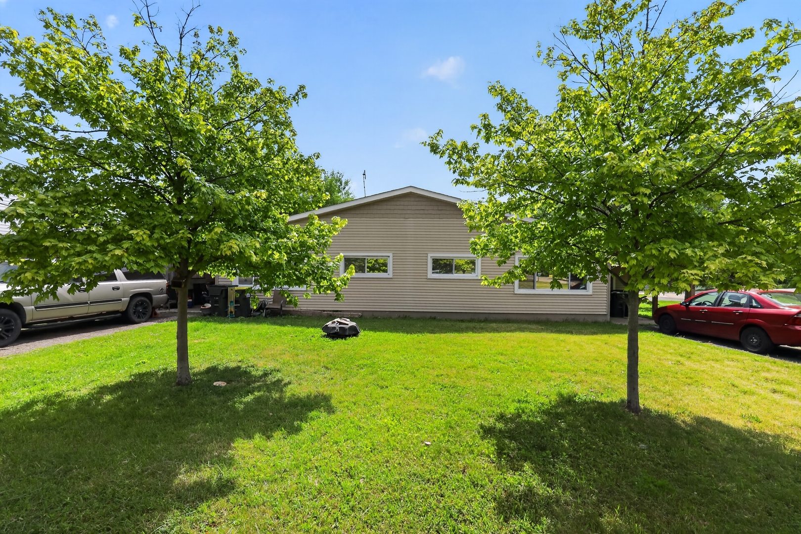110 W Valley View Drive