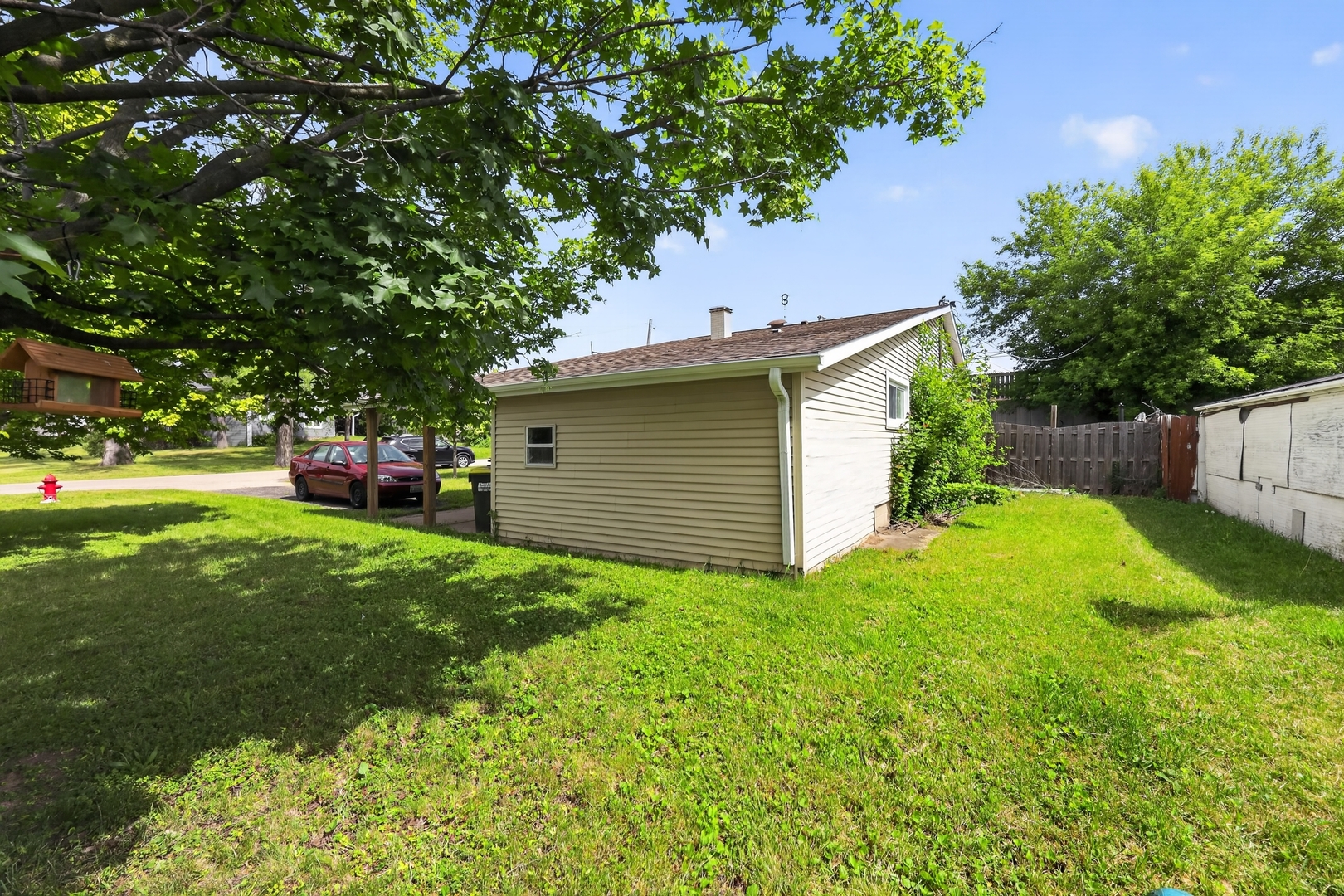 110 W Valley View Drive