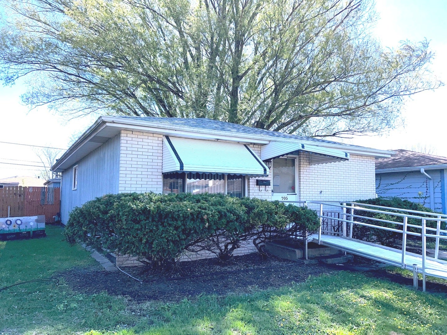 705 May Street