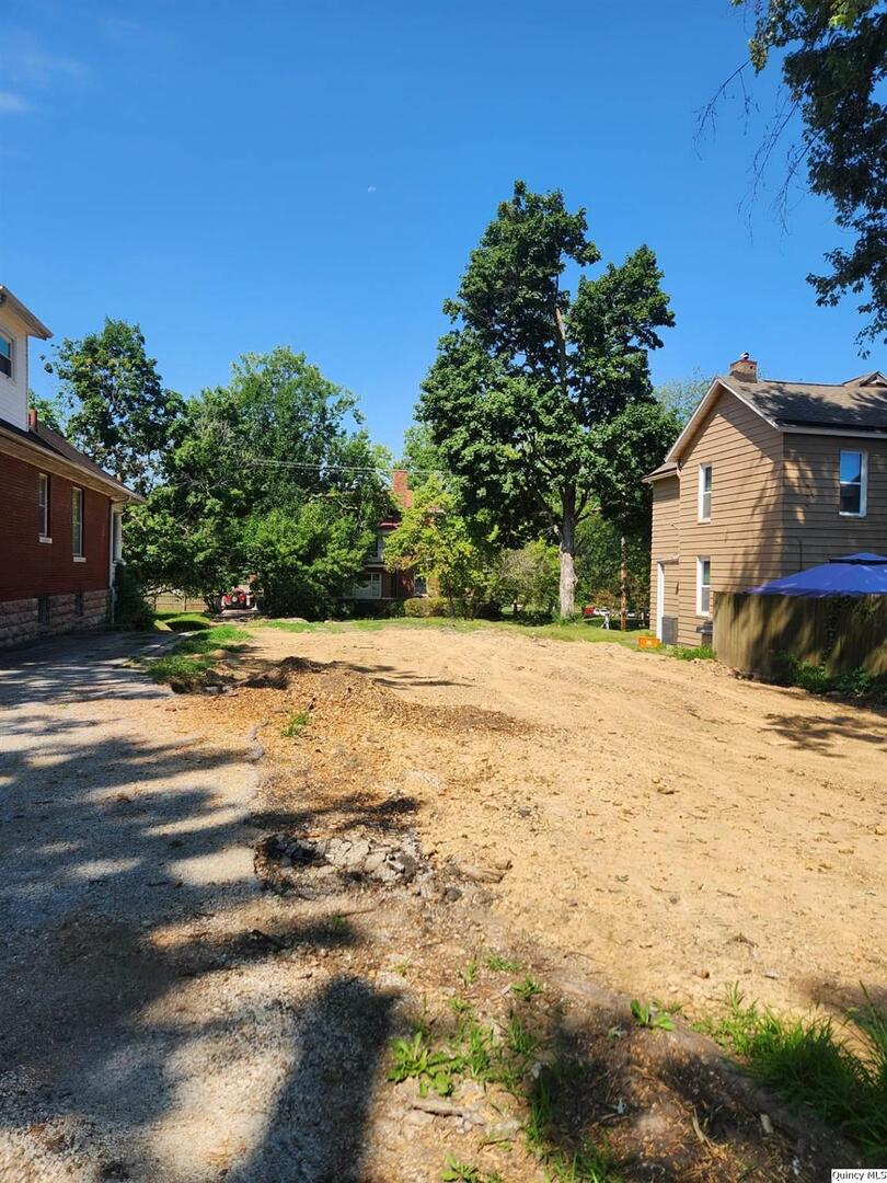 311 S 14th