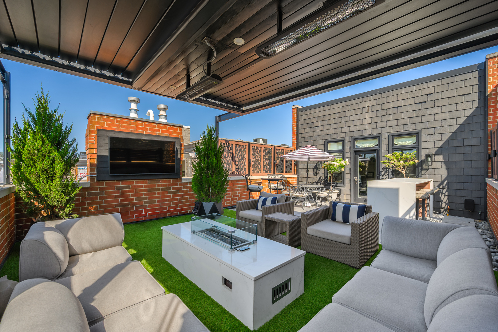 2140 N Clifton Avenue, Chicago, IL, 60614 2 2140 N Clifton Avenue