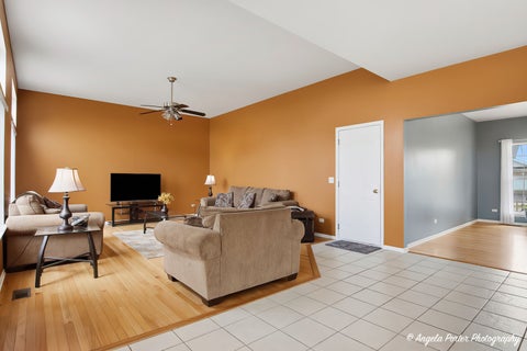 Tiny photo for 109 N Cross Trail, McHenry, IL 60050 (MLS # 12794523)