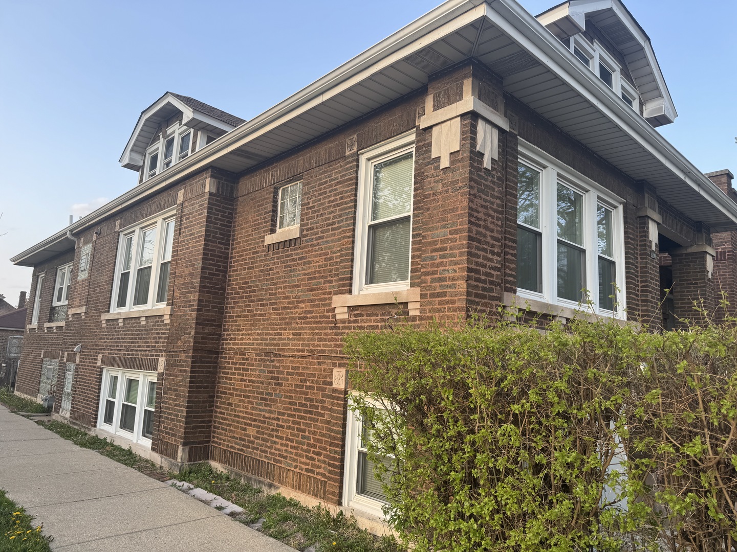 5748 W 24th Street