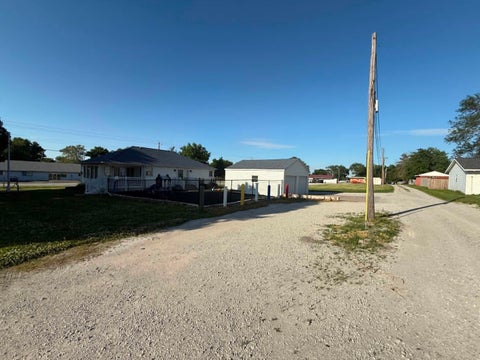 Tiny photo for 206 6th Avenue E, Andalusia, IL 61232 (MLS # 12663905)