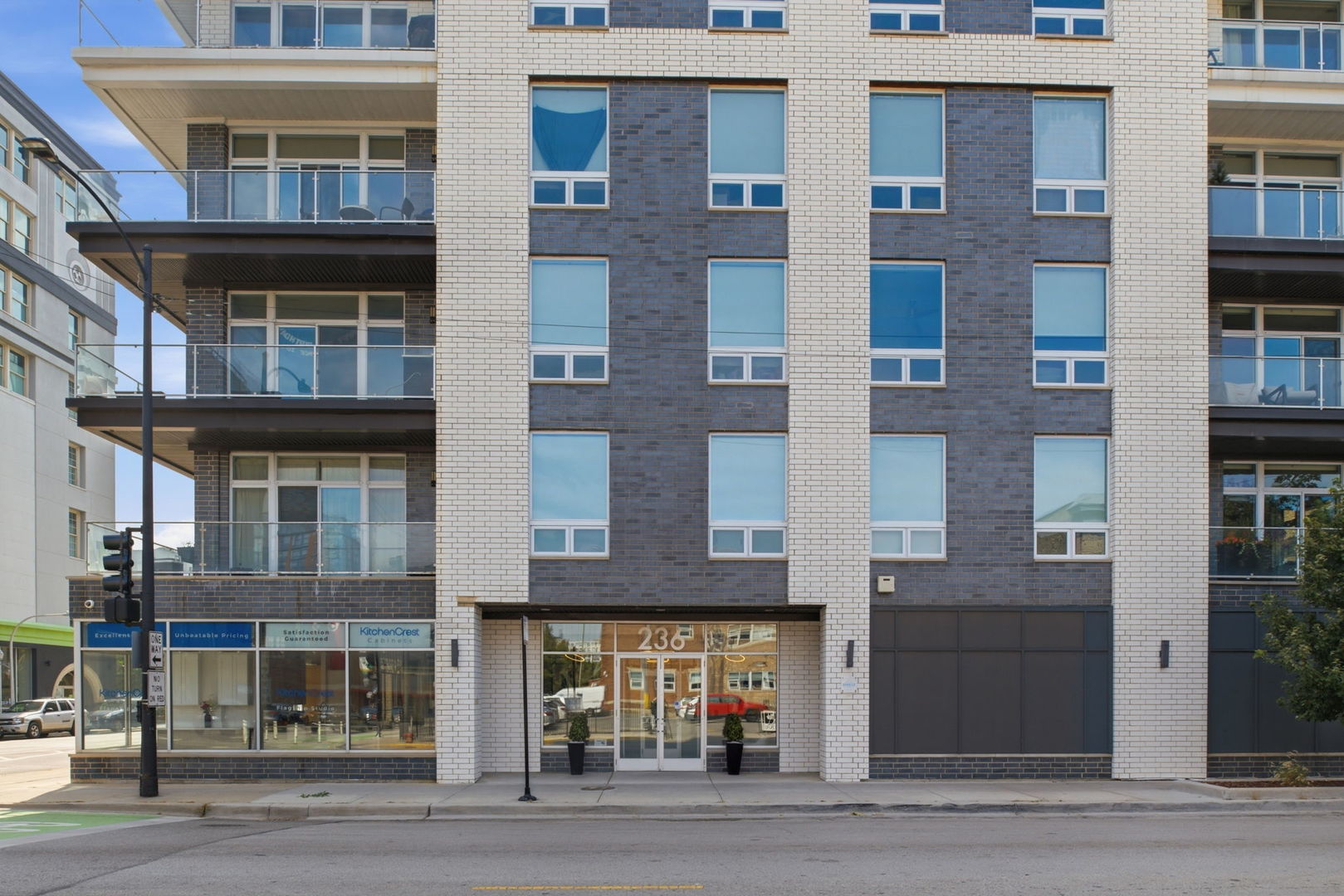 236 S Racine Avenue 501