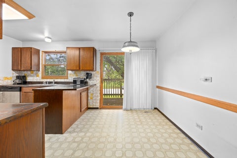 Tiny photo for 661 Banbury Way, Bolingbrook, IL 60440 (MLS # 12748393)