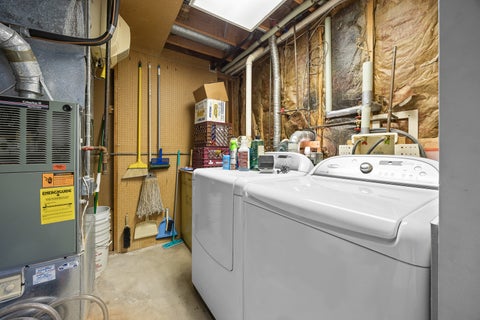 Tiny photo for 661 Banbury Way, Bolingbrook, IL 60440 (MLS # 12748393)