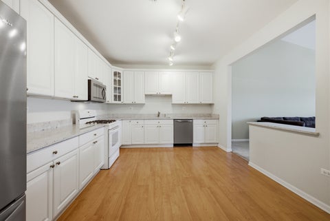 Tiny photo for 1500 S Ardmore Avenue #611, Villa Park, IL 60181 (MLS # 12749396)