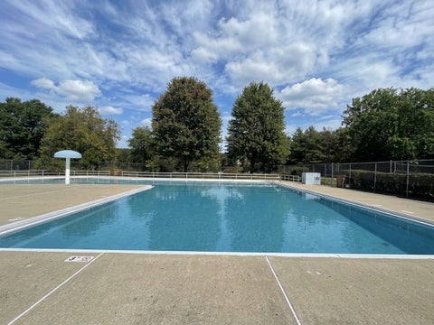 Tiny photo for 2141 Greystone Place, Hoffman Estates, IL 60169 (MLS # 12755345)