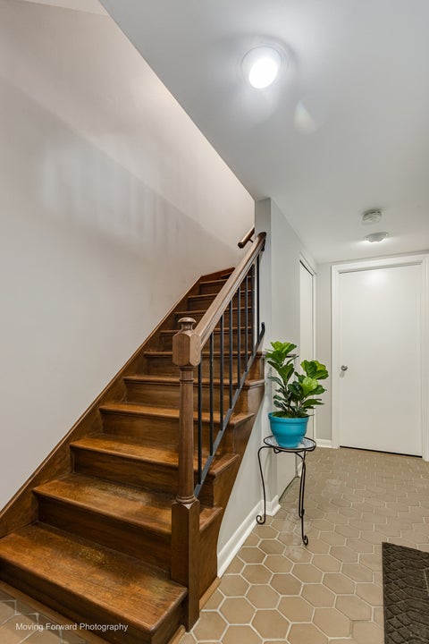 Tiny photo for 2141 Greystone Place, Hoffman Estates, IL 60169 (MLS # 12755345)