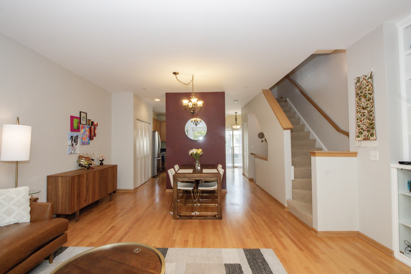 255 SOUTH Boulevard 19
