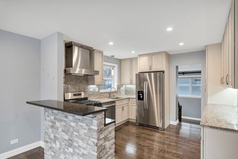 Tiny photo for 250 N Irving Avenue, Hillside, IL 60162 (MLS # 12591096)