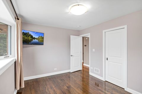 Tiny photo for 250 N Irving Avenue, Hillside, IL 60162 (MLS # 12591096)