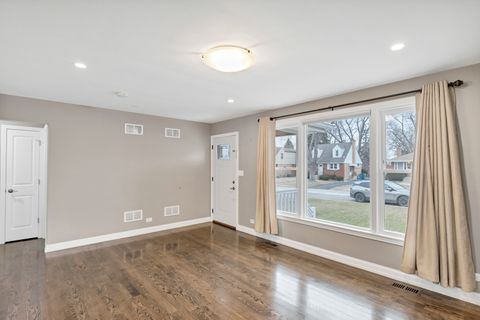 Tiny photo for 250 N Irving Avenue, Hillside, IL 60162 (MLS # 12591096)
