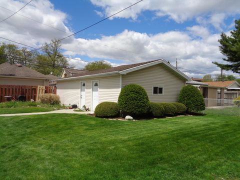 Tiny photo for 3532 N Pioneer Avenue, Chicago, IL 60634 (MLS # 12636556)