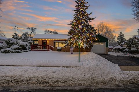 Photo of 760 Cumberland Street, Hoffman Estates, IL 60169 (MLS # 12533822)