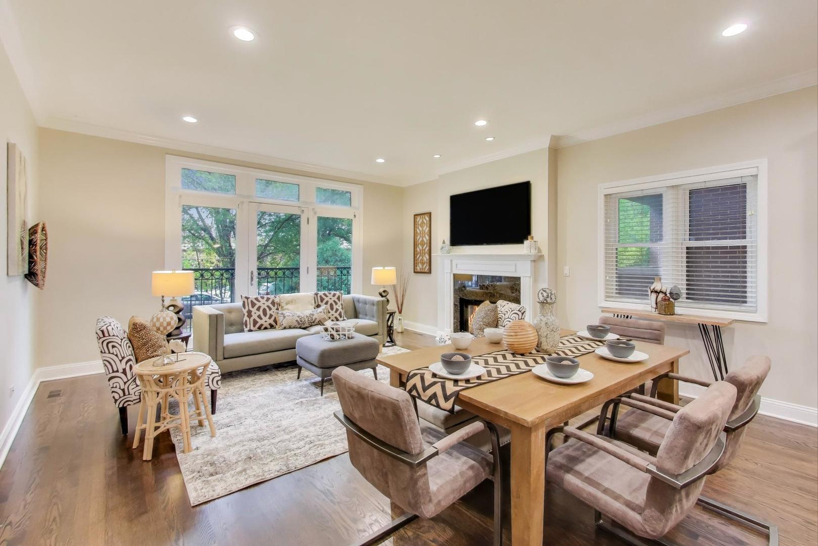 2449 W LOGAN Boulevard 1F