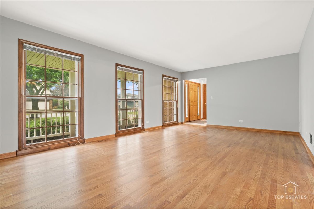 1421 Golden Gate Drive