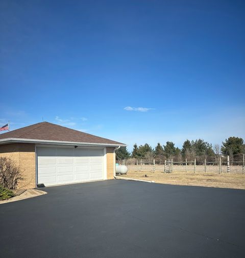 Tiny photo for 29428 E 500 North Road, Leroy, IL 61752 (MLS # 12574279)