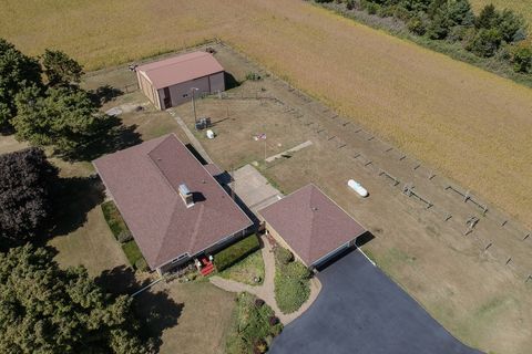 Tiny photo for 29428 E 500 North Road, Leroy, IL 61752 (MLS # 12574279)