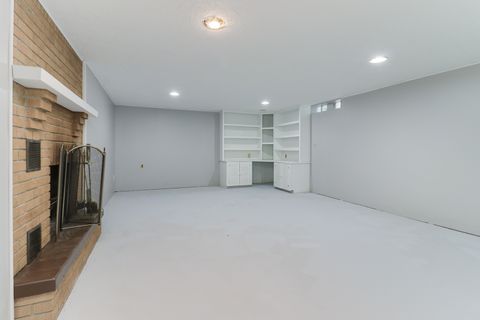 Tiny photo for 29428 E 500 North Road, Leroy, IL 61752 (MLS # 12574279)