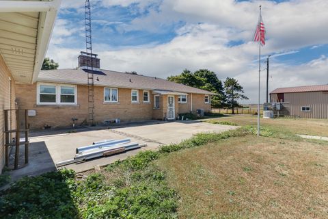 Tiny photo for 29428 E 500 North Road, Leroy, IL 61752 (MLS # 12574279)