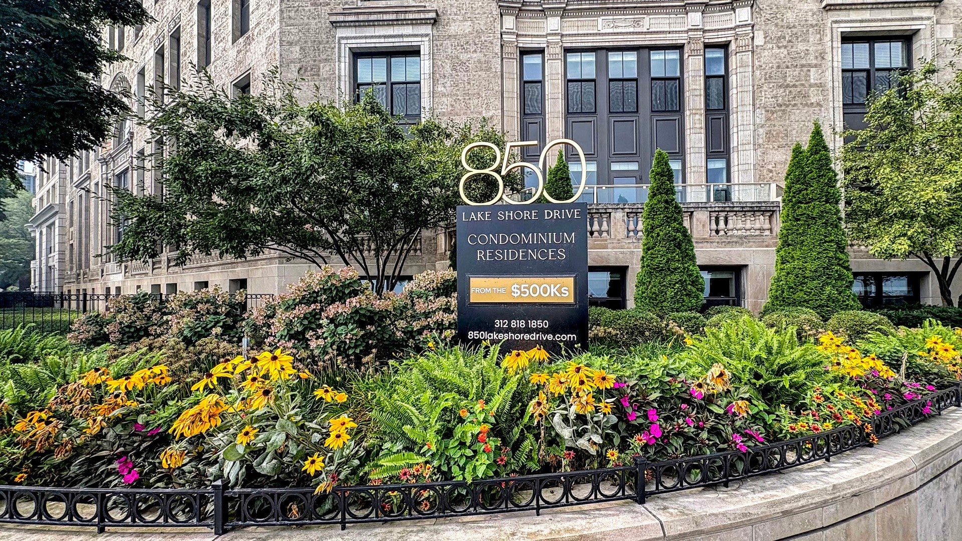 850 N Lake Shore Drive 1103
