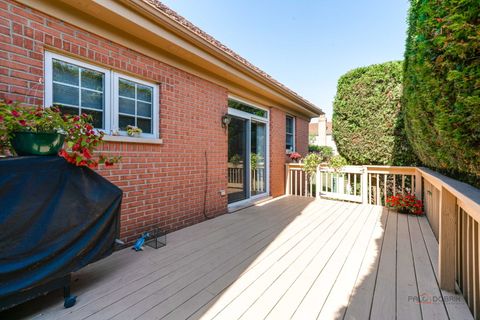 Tiny photo for 3 Dartmouth Court, Lincolnshire, IL 60069 (MLS # 12489301)