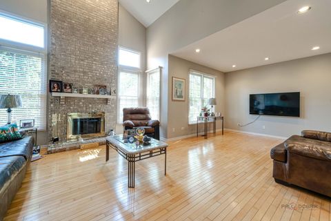 Tiny photo for 3 Dartmouth Court, Lincolnshire, IL 60069 (MLS # 12489301)