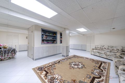 Tiny photo for 3 Dartmouth Court, Lincolnshire, IL 60069 (MLS # 12489301)