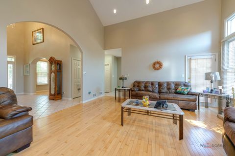 Tiny photo for 3 Dartmouth Court, Lincolnshire, IL 60069 (MLS # 12489301)