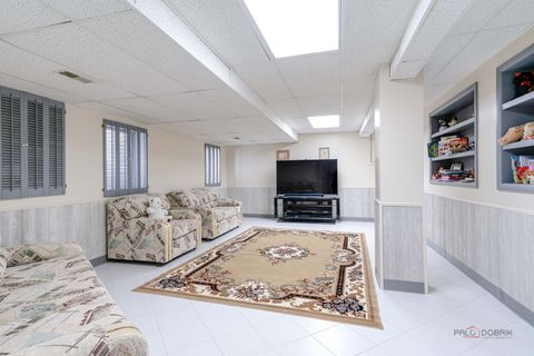 Tiny photo for 3 Dartmouth Court, Lincolnshire, IL 60069 (MLS # 12489301)