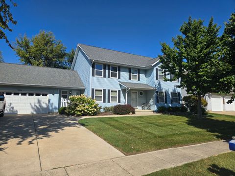 Photo of 5114 W Malibu Court, McHenry, IL 60050 (MLS # 12659275)