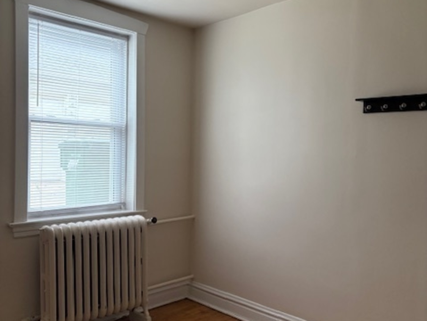 Forest Park, Illinois 60130, United States, 1 Bedroom Bedrooms, ,1 BathroomBathrooms,Residential,Active,241149