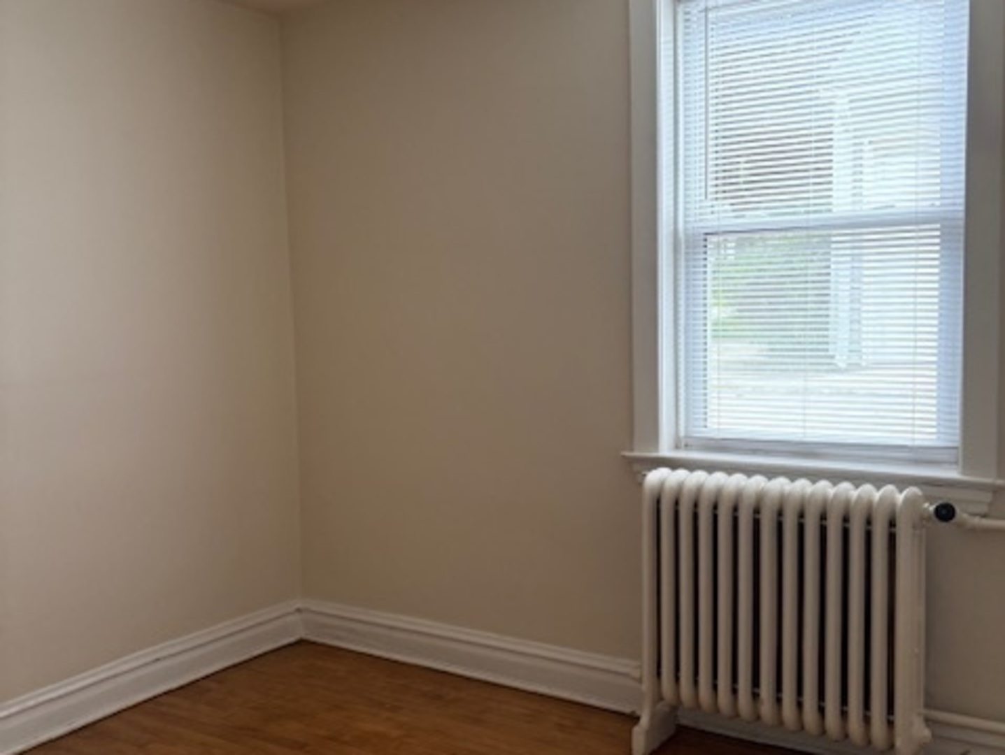 Forest Park, Illinois 60130, United States, 1 Bedroom Bedrooms, ,1 BathroomBathrooms,Residential,Active,241149