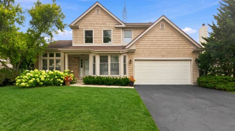 Photo of 66 Copperwood Drive, Buffalo Grove, IL 60089 (MLS # 12738684)