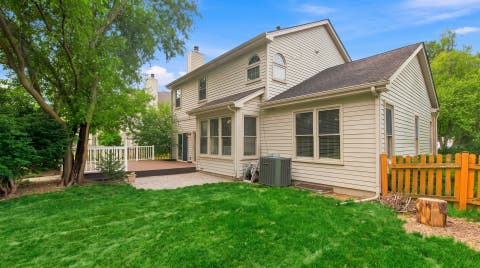 Tiny photo for 66 Copperwood Drive, Buffalo Grove, IL 60089 (MLS # 12738684)