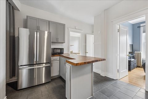 Tiny photo for 5142 S Greenwood Avenue #2, Chicago, IL 60615 (MLS # 12592044)