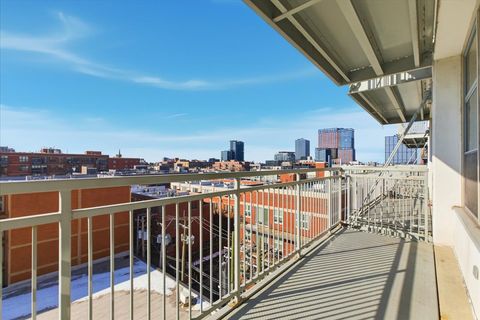 Tiny photo for 1200 W MONROE Street #716, Chicago, IL 60607 (MLS # 12573939)