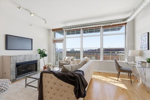 Tiny photo for 1200 W MONROE Street #716, Chicago, IL 60607 (MLS # 12573939)