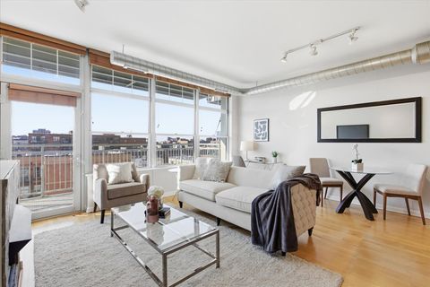 Tiny photo for 1200 W MONROE Street #716, Chicago, IL 60607 (MLS # 12573939)