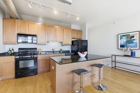 Tiny photo for 1200 W MONROE Street #716, Chicago, IL 60607 (MLS # 12573939)