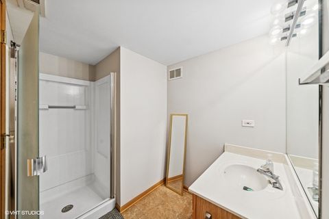 Tiny photo for 859 Symphony Drive, Aurora, IL 60504 (MLS # 12426709)