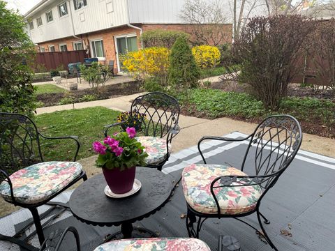 Tiny photo for 1534 Palmgren Drive, Glenview, IL 60025 (MLS # 12615130)