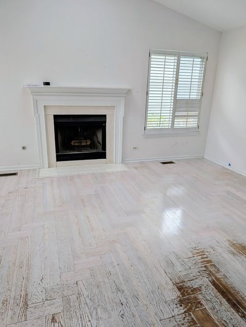 Tiny photo for 201 Bingham Circle, Mundelein, IL 60060 (MLS # 12503605)