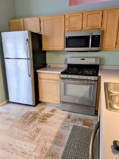 Tiny photo for 201 Bingham Circle, Mundelein, IL 60060 (MLS # 12503605)