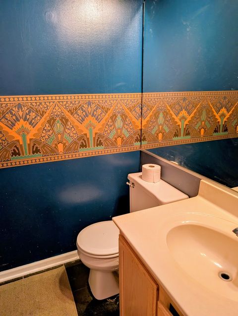 Tiny photo for 201 Bingham Circle, Mundelein, IL 60060 (MLS # 12503605)